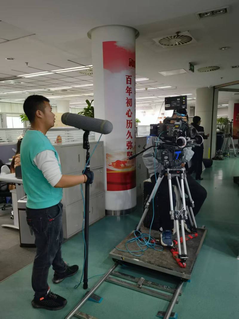 西乌珠穆沁旗广告片拍摄：用故事化表达传递品牌温度，拉近与用户的距离！